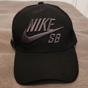 Nike SB snapback hat